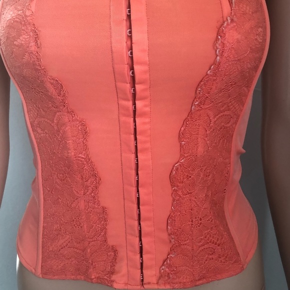 Marciano coral corset!👄 - Picture 2 of 3